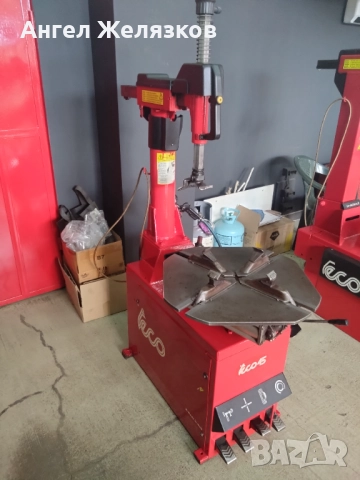 Автоматична гумо-демонтажна машина TECO 45  , употребявана, снимка 2 - Индустриална техника - 52551363