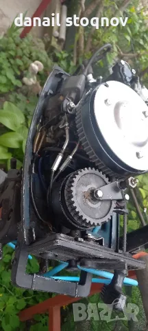 Извън бордов двигател Ямаха 8 коня, снимка 3 - Воден транспорт - 50169145