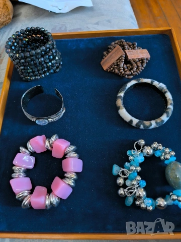 различни вносни нови гривни и пръстени вносни, снимка 4 - Бижутерийни комплекти - 53395387