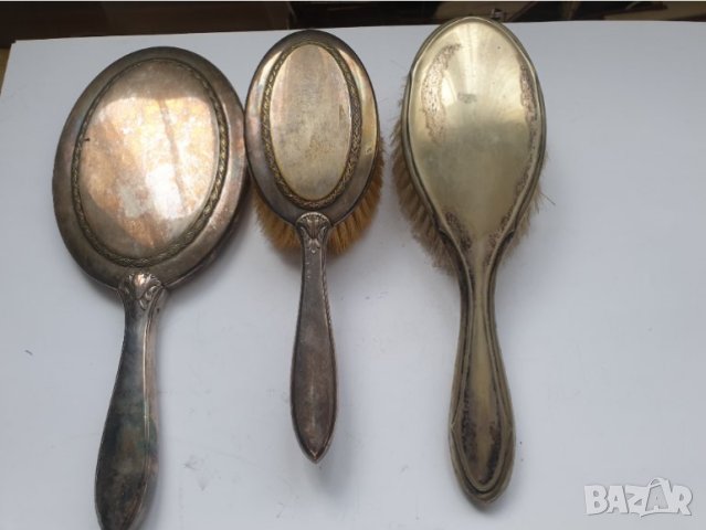 Стари посребрени две четки и огледало, снимка 4 - Антикварни и старинни предмети - 41067802