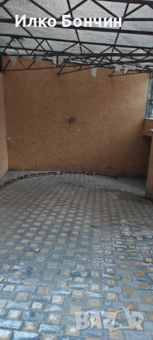 Под наем подземно парко място, снимка 2 - Гаражи и паркоместа - 53711443