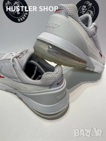 Маратонки NIKE AIR MAX.Номер 42, снимка 5 - Маратонки - 52003969