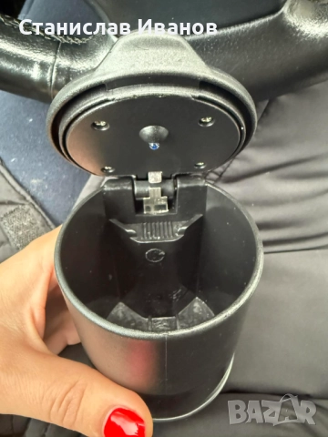 Продавам пепелник за кола, снимка 5 - Аксесоари и консумативи - 52682339