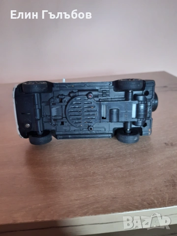 Количка Мерцедес G-класа, Джип полиция колекционерска мащаб1:42, снимка 8 - Колекции - 53234000