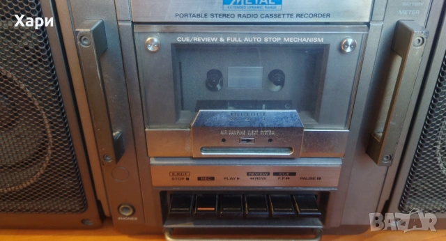 Радио касетофон /Ghettoblaster/Hitachi TRK-9140E, снимка 3 - Радиокасетофони, транзистори - 53387149