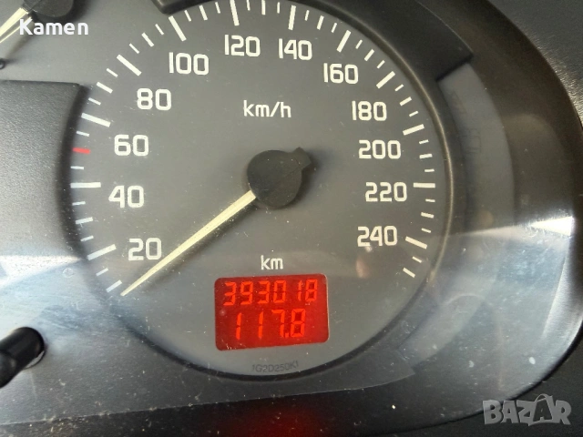 Рено Меган комби, снимка 8 - Автомобили и джипове - 53692987