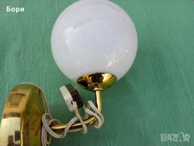 Стара стенна лампа месинг и стъкло