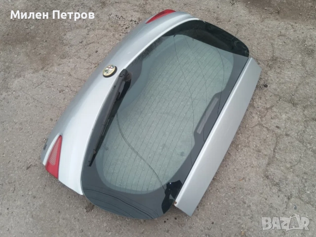 Заден капак / багажник алфа ромео alfa romeo 147 сив цвят ,, снимка 2 - Части - 52790322