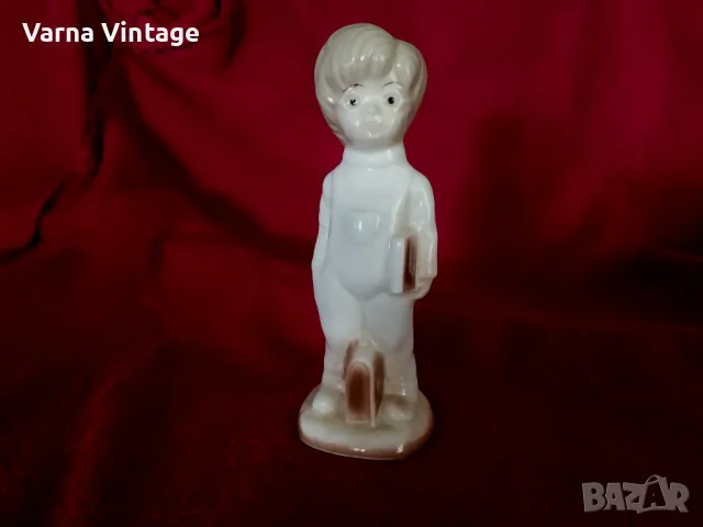 Порцеланова статуетка ученик., снимка 2 - Колекции - 48812158