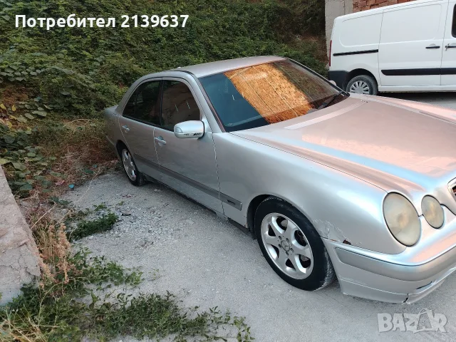 Мерцедес Е 220 СDI, снимка 2 - Автомобили и джипове - 55731701