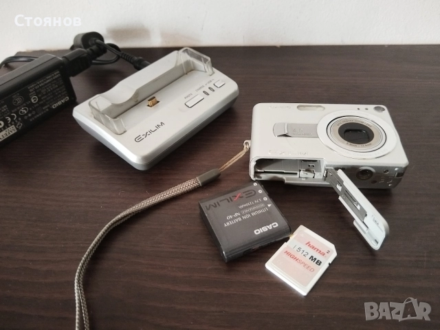 Камери Casio EXILIM Japan, снимка 12 - Фотоапарати - 48779823