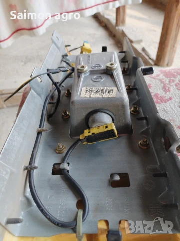 Аербег пасажери за Голф 3 1993г., снимка 2 - Части - 51084929