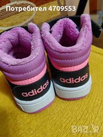 Детски кецове Adidas, снимка 2 - Детски маратонки - 53105688