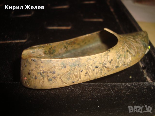 СТАР БРОНЗОВ ЧЕХЪЛ - ПЕПЕЛНИК РЪЧНО МАЙСТОРСКИ ИЗРАБОТЕН и ОРНАМЕНТИРАН ХУДОЖЕСТВЕНО с КАЛЕМ 15418, снимка 8 - Колекции - 34339632