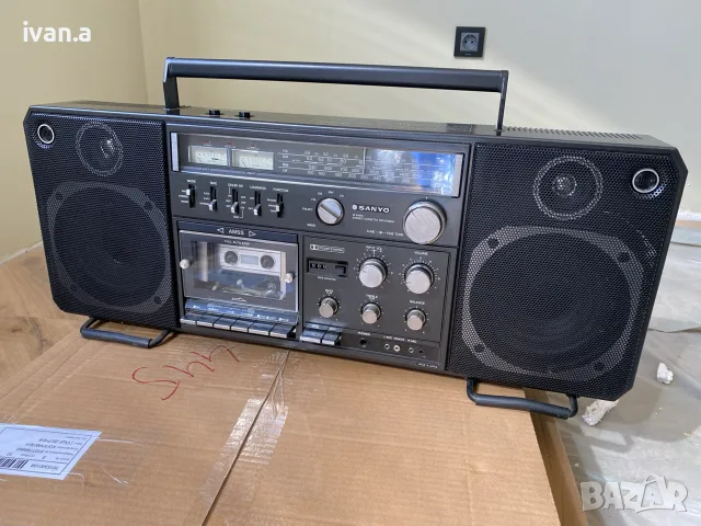 Касетофон Sanyo M9998