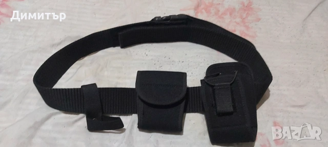 Продавам черен колан 10сантиметра с аксесоари 