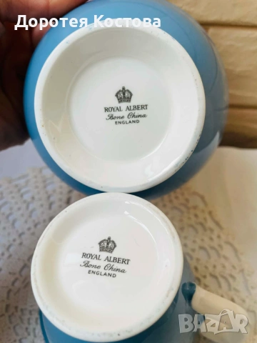 ROYAL ALBERT красив син комплект от захарница и латиера от Англия от костен порцелан, снимка 7 - Антикварни и старинни предмети - 53332268