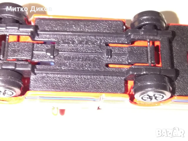 Fire Dept Emergency Service Ford F Series Red Welly колекционерска количка, снимка 6 - Колекции - 50518024