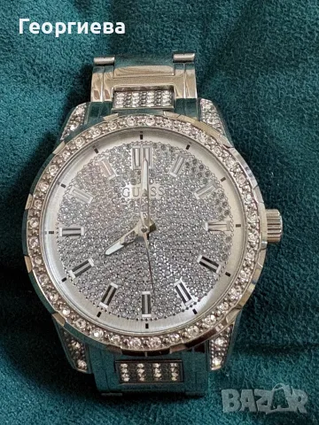 Часовник Guess, инокс с кристали, снимка 2 - Дамски - 56144171
