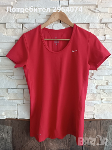 дамска тениска Nike 20лв, снимка 1 - Тениски - 44919657