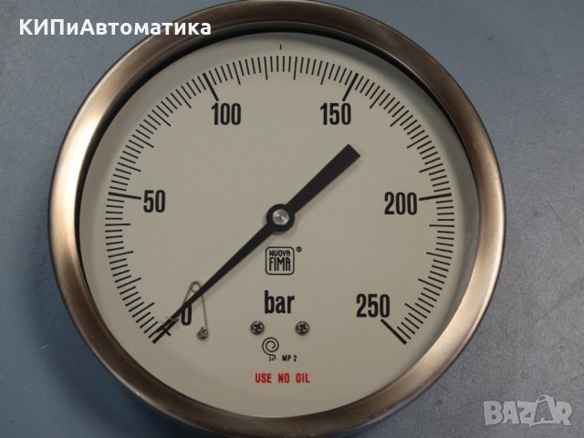 Манометър Nuova Fima Ф 160, 250 bar, снимка 2 - Резервни части за машини - 34450241