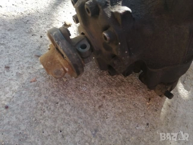 Секторна кутия за Мерцедес 124, снимка 3 - Части - 52631382