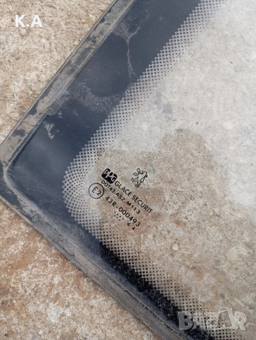 Прозорци купе Peugeot 106, снимка 3 - Части - 51967465