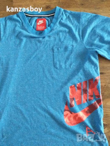 Nike - страхотна юношеска тениска КАТО НОВА, снимка 2 - Детски тениски и потници - 41580075