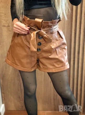 Къси кожени панталони, снимка 1
