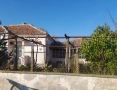 Продавам къща с двор, снимка 1