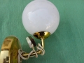 Стара стенна лампа месинг и стъкло, снимка 1 - Лампи за стена - 36107351