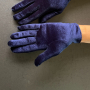Къси дамски елегантни ръкавици от син плюш 8647, снимка 3