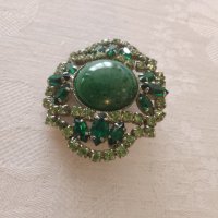 Винтидж съветска брошка. Брошка със зелени кристали-   камъни. , снимка 6 - Антикварни и старинни предмети - 44396471