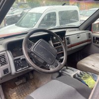 Jeep Grang Cherokee ZJ 5.2 за части, снимка 4 - Автомобили и джипове - 40754017