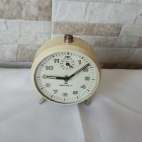 Стар часовник / будилник - MERA-POLTIK - Made in Poland - 1970г., снимка 2 - Антикварни и старинни предмети - 36306020