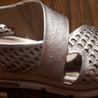 Златни/ златисти сандали на платформа естествена кожа, снимка 5 - Сандали - 33912412