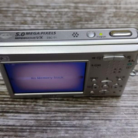 Sony DSC-T1 употребяван, снимка 3 - Фотоапарати - 36143117