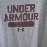 Under Armour-Много Запазена, снимка 6 - Тениски - 36396396