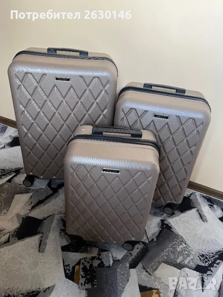 Среден куфар 69/46/28, снимка 1