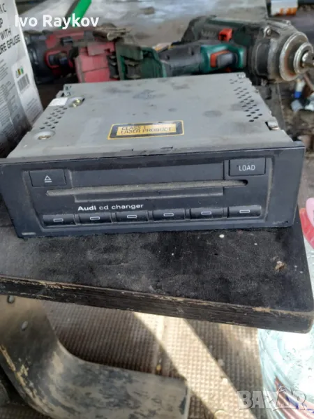 CD changer za Audi A6 4F, снимка 1