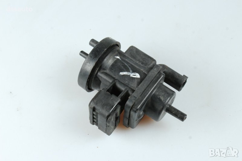 Вакуум клапан Mercedes EGR Turbo Pressure Converter 0005450427, снимка 1