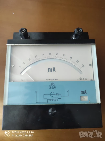 стар голям стрелков милиамперметър произведен в Чехсловакия 1975г.=23лв, снимка 1