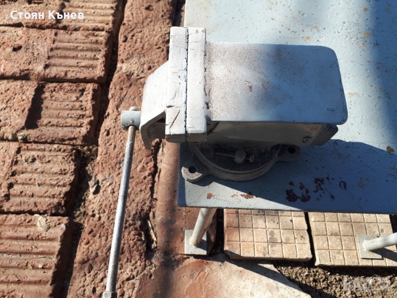 Менгеме , снимка 1