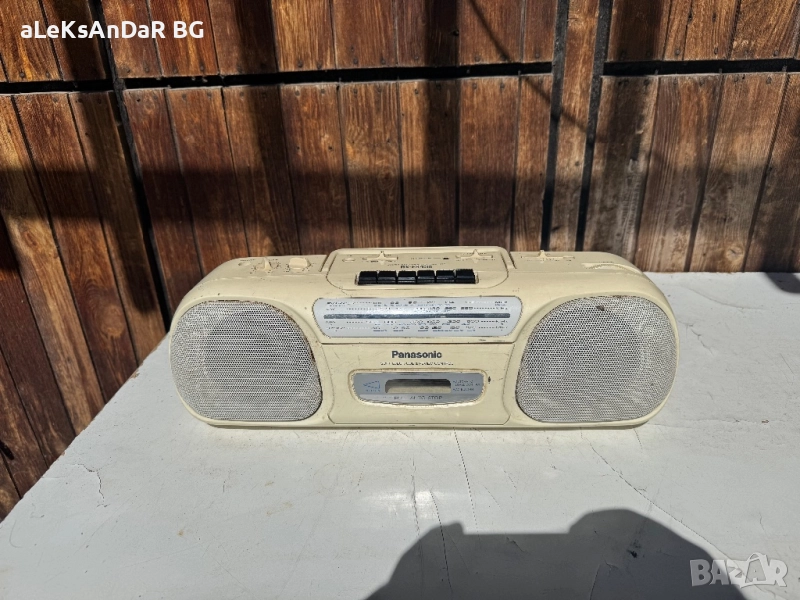 Радио касетофон Panasonic , снимка 1