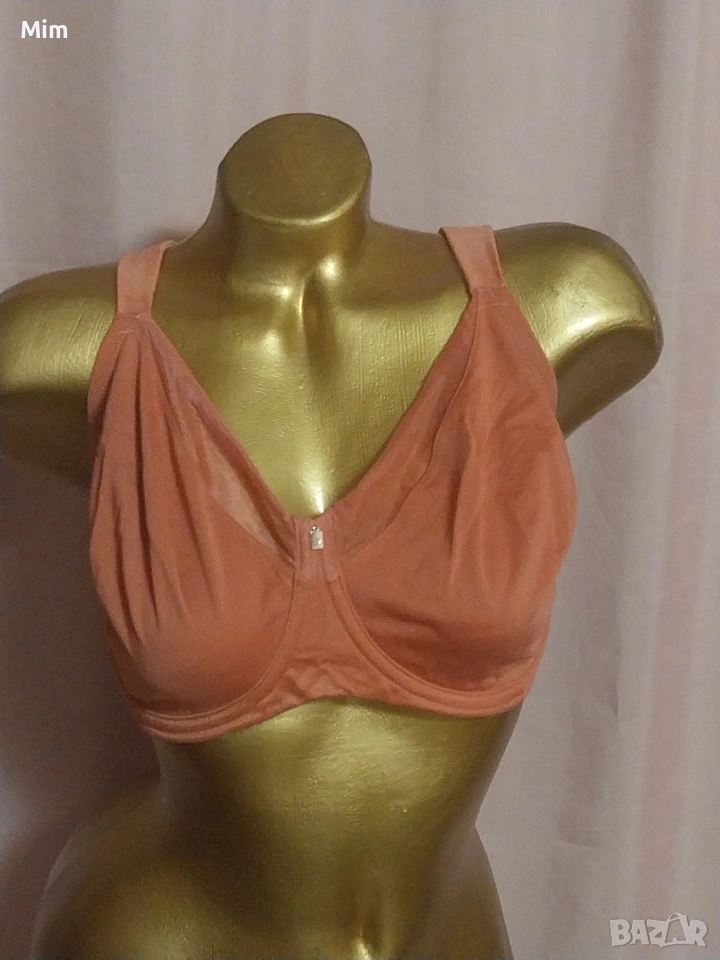 Triumph 90 E Сутиен с мека чашка , снимка 1