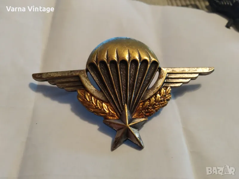 Знак на военен парашутист от сухопътните сили на Франция от 60-те години., снимка 1