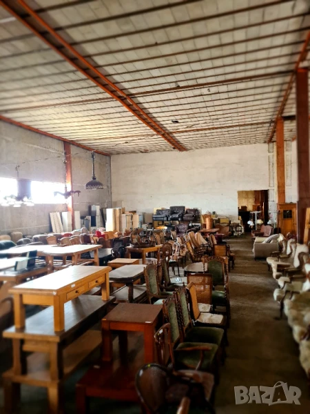 Продава се разработен бизнес за мебели втора употреба внос от Европа, снимка 1