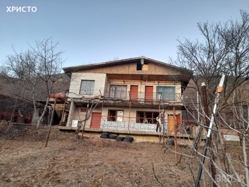 Вила на тихо и спокойно място сред природата, прекрасна гледка чист въздух. , снимка 1