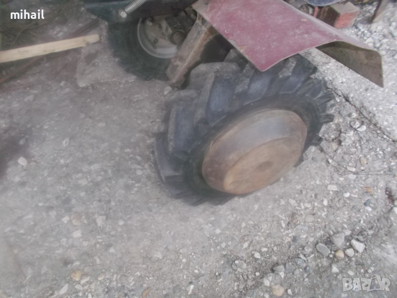 Гуми   ЗА МОТОФРЕЗА болгар Тракия МФР 5БМ, снимка 1