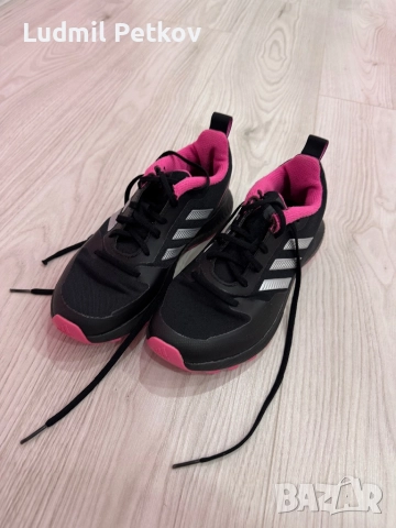 Спортни обувки Adidas